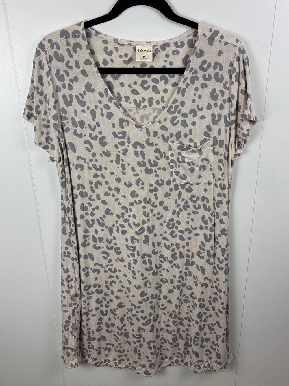 Soma Animal Print Nightgown V-Neck Short Sleeve Cool Nights Sleep Shirt sz M
